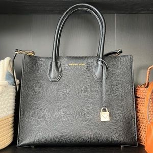 Michael kors tote bag